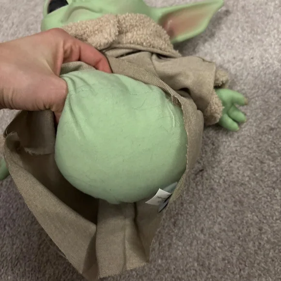 Yoda Toy - Picture 9 of 10